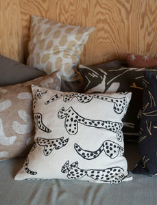 Leo cushion cover in organic cotton with motif by Freja Erixån from Fine Little Day collection