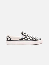 Load image into Gallery viewer, UA CLASSIC SLIP-ON 98 DX | ANAHEIM FACTOR CHECKER